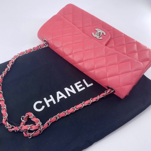 Chanel classic flap bag - Picture 9 of 16